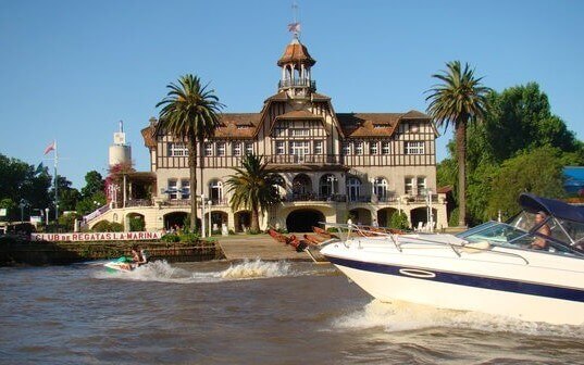 Turismo y Servicios