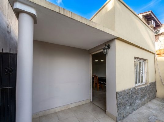 PH 3AMB, c/ PATIO, QUINCHO y TERRAZA, en BOULOGNE.