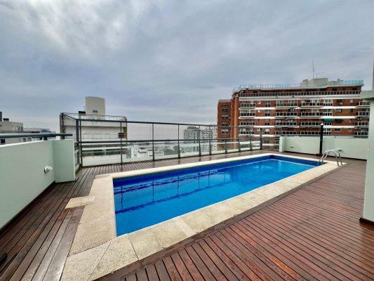 Rent. Semi-floor 3-bedroom + Service room w/Bathroom Pool Security