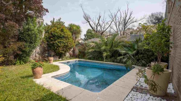 Venta Casa 6 Amb Florida Parque/Piscina Permuta