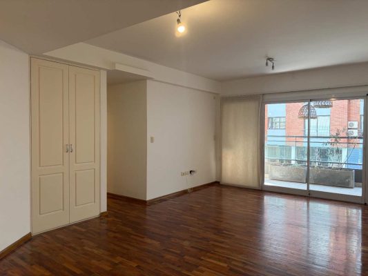 Impeccable 2-bedroom With Parking And Amenities | Olivos