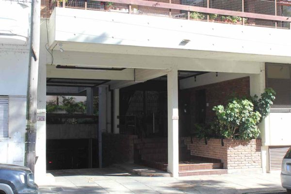 FOR SALE in COCHERAS Building, Olivos Maipú