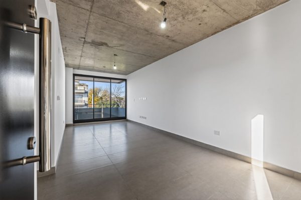 For Sale 3-Room Brand New – Munro