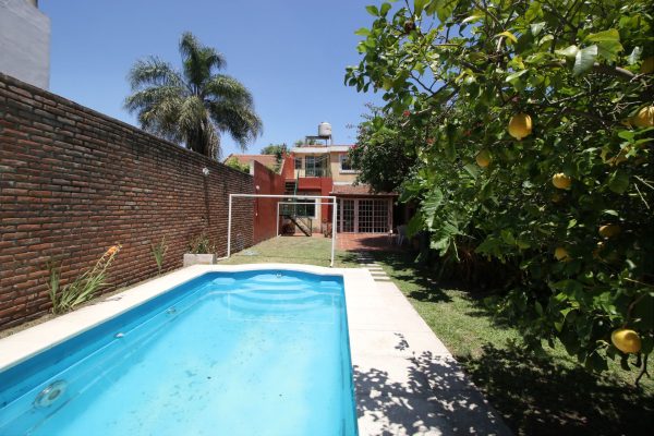 House for Sale with Pool Munro