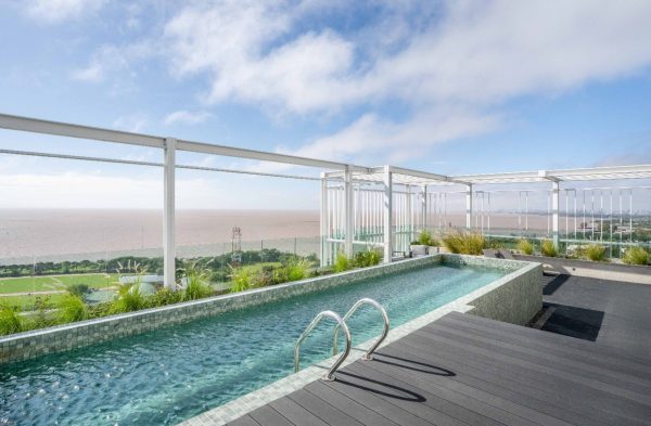 Apartment for Sale 3 Rooms La Lucila, Parking and Amenities