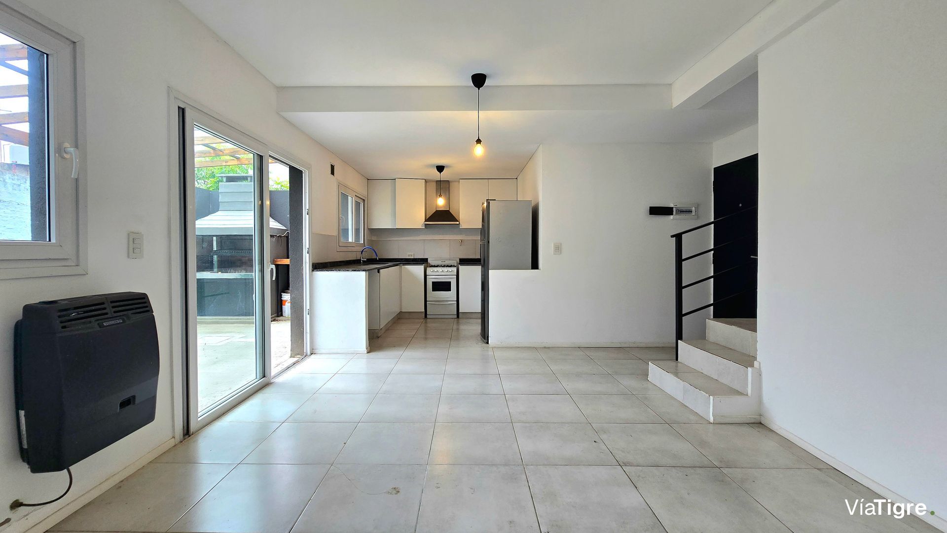 Apartment Sale – Four Rooms with Garden in Boulogne
