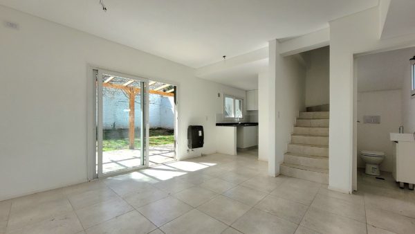 Apartment Sale – Four Rooms with Garden in Boulogne