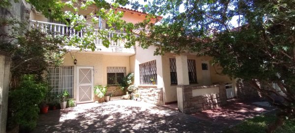 Venta Casa Multifamiliar En Lote Propio-Beccar