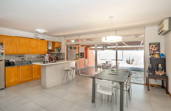 Apartment 4 rooms with patio, grill, and garage for sale in Olivos