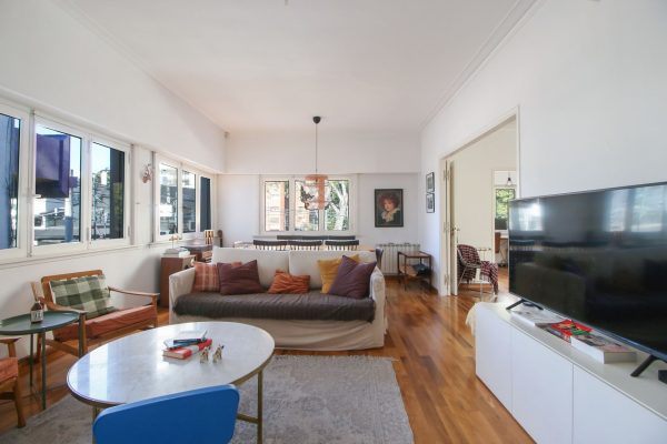 PH Martínez for Sale, 3 Bedrooms – Immaculate!