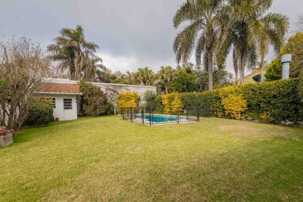VENTA Casa en San Isidro con gran lote