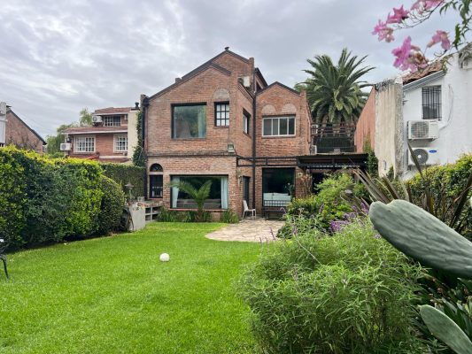 Encantadora Casa En Punta Chica