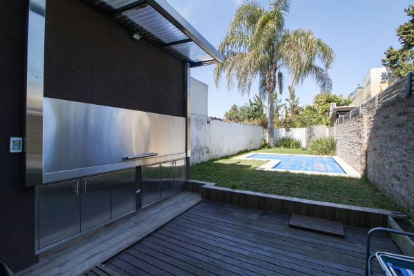 Venta Casa Triplex 6Amb Florida Jardin Y Pileta