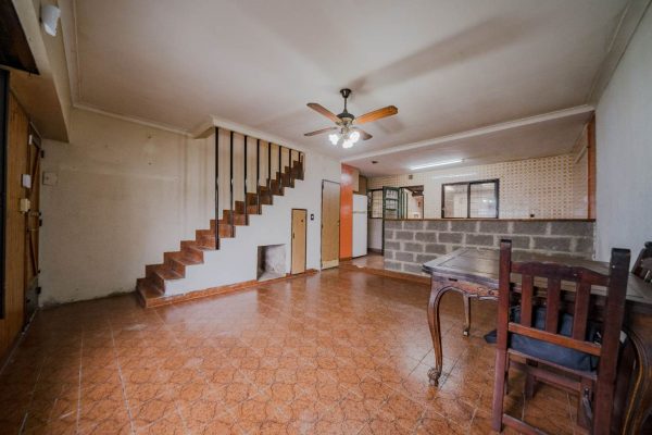 House for Sale 4 Rooms Villa Adelina
