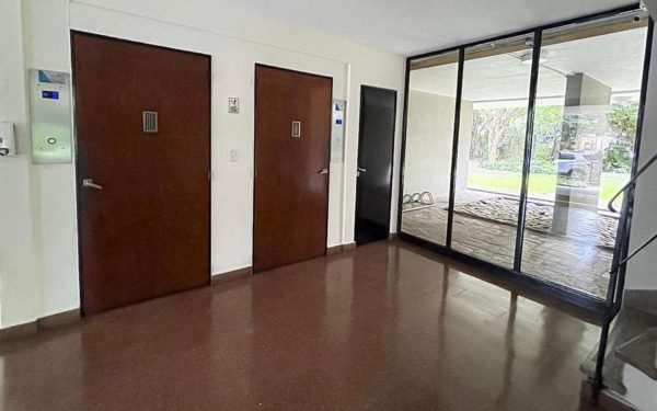Departamento 4 amb. venta en Acassuso con Balcon