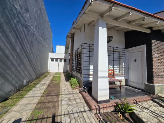 4-Room House Martínez – Credit Apartment