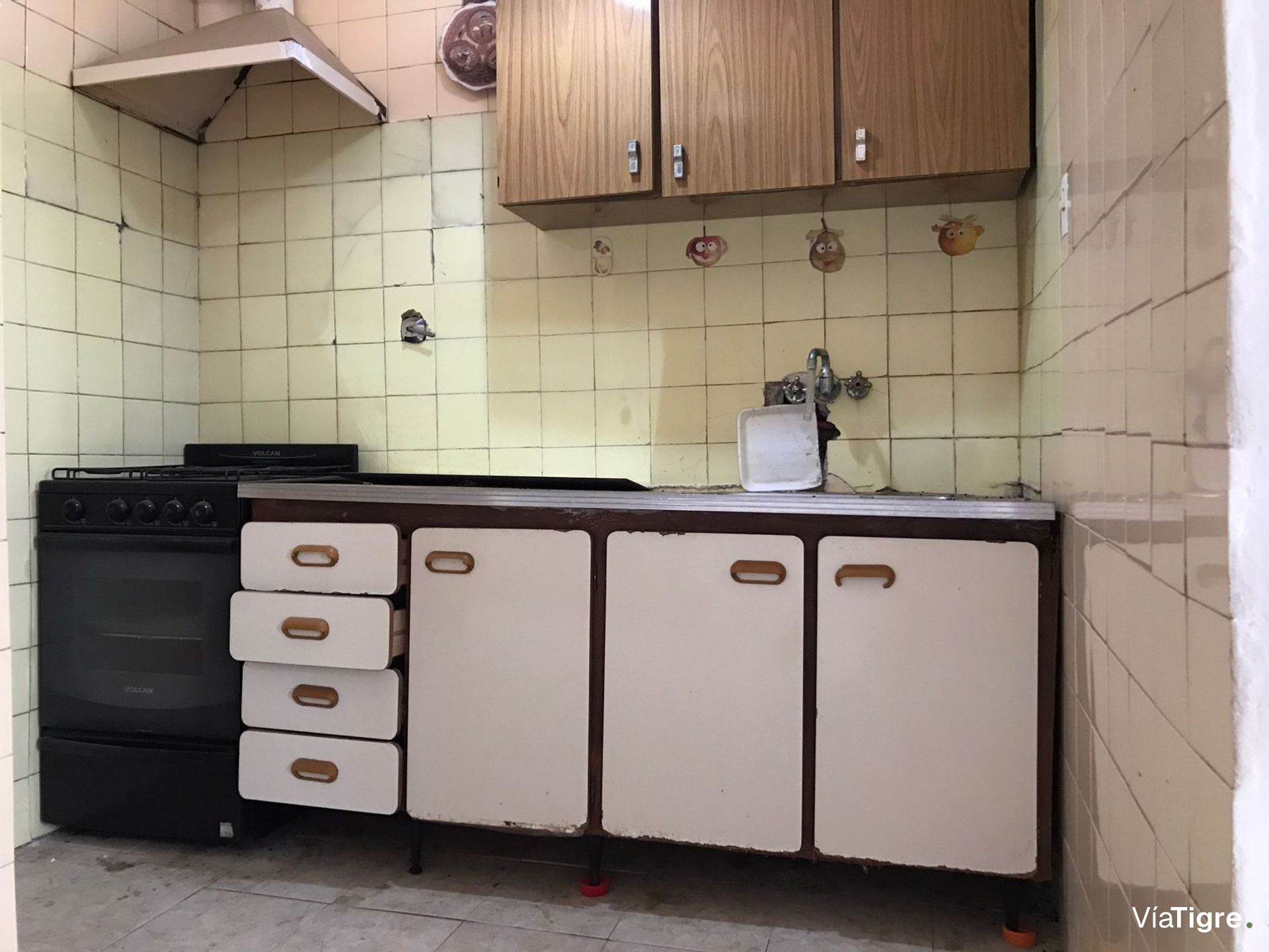 Venta PH 2 ambientes en venta en Munro con balcón