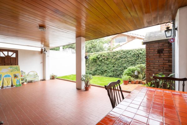 Casa lote prop venta 4 amb escrit playroom jardin