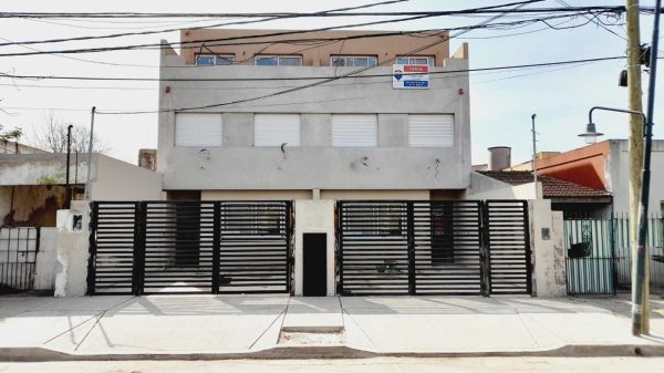 Martínez Sale: New Duplex House, 5 rooms, garden