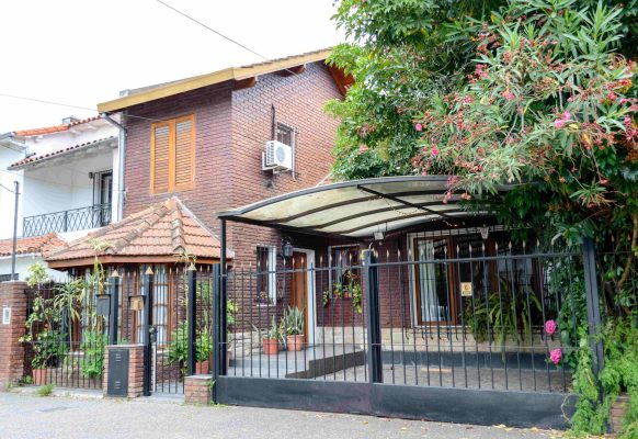 Venta Casa 6 Amb- Villa Adelina-Oportunidad