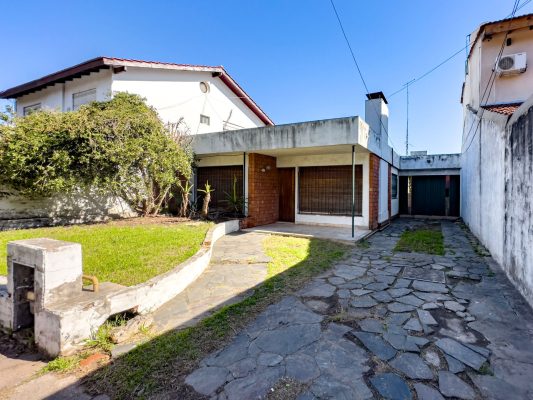House for Sale – 3 Rooms – Beccar – Lot 337 m²