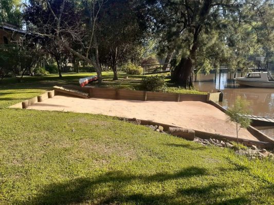 Gran oportunidad en el Delta Casa con cabañas