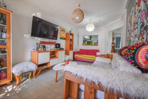 House for Sale 4 Rooms Florida Norte with Terrace and Quincho