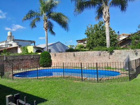 House for Sale – Coch/Pileta-Boulogne-Se. Offers welcome.