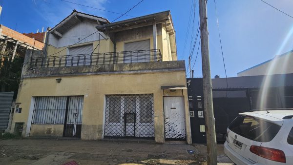 Venta Casa 4 Amb + Depto 3 Amb + Local Boulogne