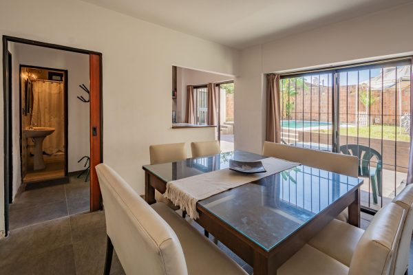 House for sale: 4 rooms, garden, pool, garage in Florida