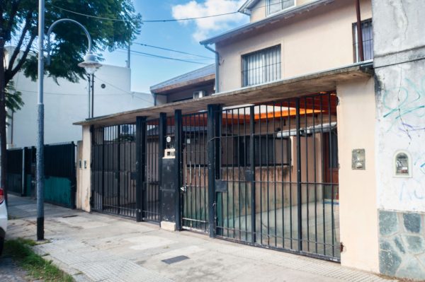 Duplex in San Fernando, excellent condition, available on credit