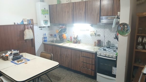 Venta Ph 4 Amb C/Cochera A Refaccionar. Martinez