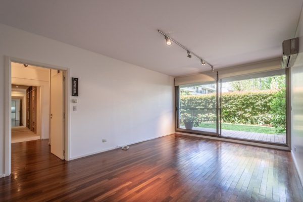 Arboris Las Lomas with 2 parking spaces 204 meters