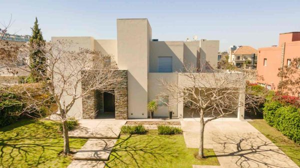Modern Style House for Sale by the Lake, El Golf, Nordelta