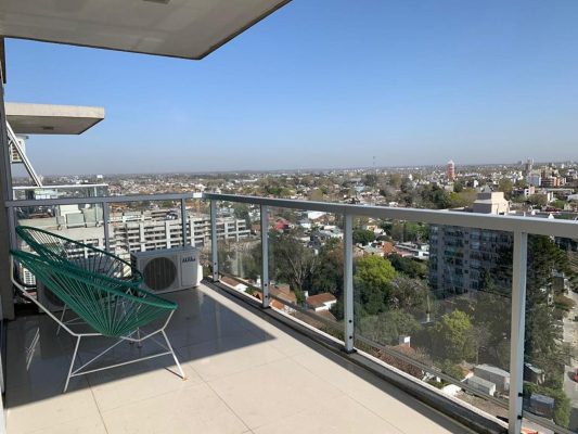 Venta Departamento 3 Amb, Piso Alto Al Rio, 2 Coch