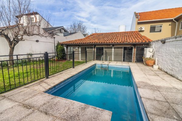 Venta Casa 4 Ambientes En La Lucila - Apto Credito