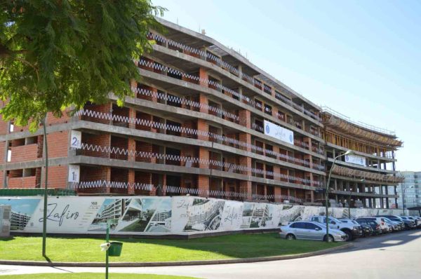 Torres Zafiro Nordelta - 3-Room Apartment for Sale