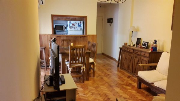 Venta Dpto 3 ambientes - Contrafrente - Av Maipú