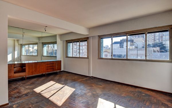 Apartment for Sale 4 rooms Martínez with garage