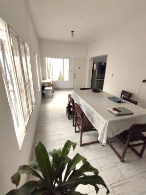 Venta casa 4 amb. cochera galpón usos varios Munro