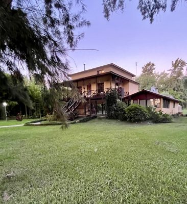 Casa arroyo Caraguata 4 ambientes Muelle propio
