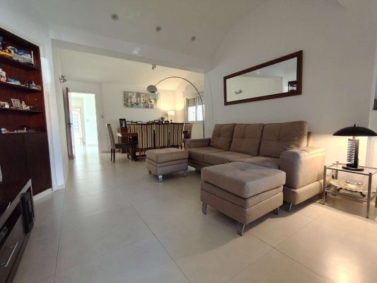 Casa PH 2 plantas Cap. Bermúdez 1300, La Lucila