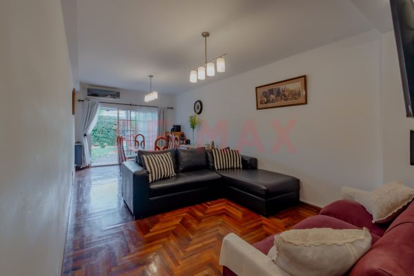 Venta Triplex 4 amb cochera Olivos - APTO CRÉDITO