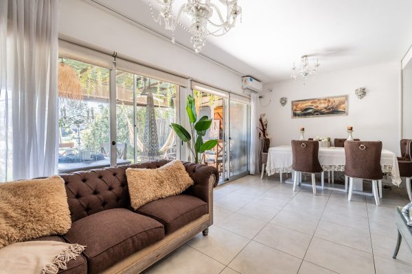 House in Nordelta Lago Escondido with Lake View