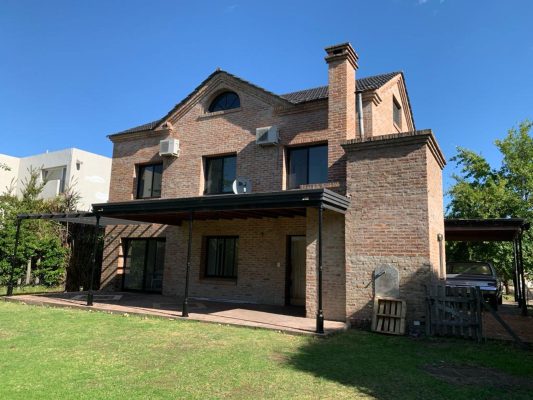 House for rent near Laguna Las Glorietas, Nordelta