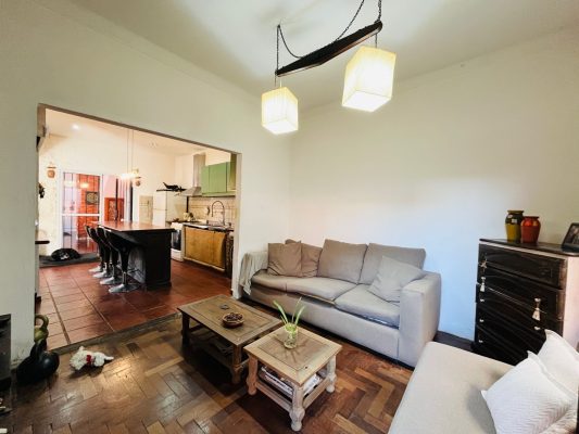 House with garage and pool, credit eligible