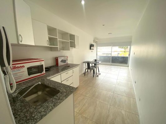 Semi-furnished studio rental in Tigre center