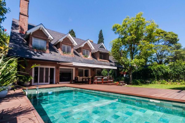 Exclusive Sale: 7-Room House in L, San Isidro