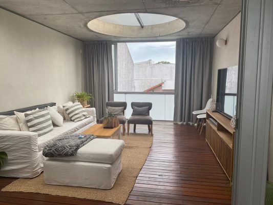 Triplex for Sale – 5 Rooms – Olivos – Garden – Parrilla