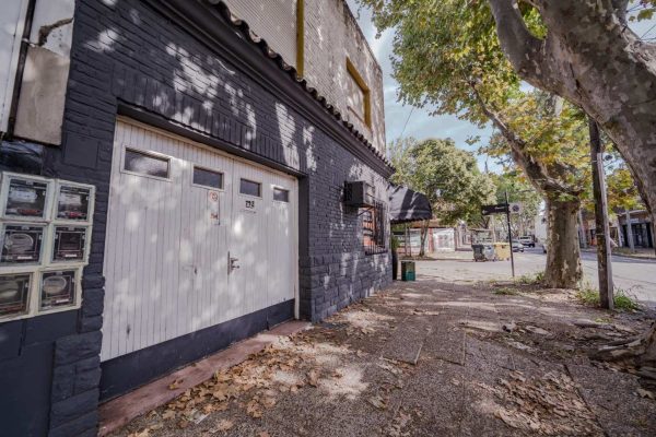 Sale of Ph Martinez 3-Room with Garage – Exchange